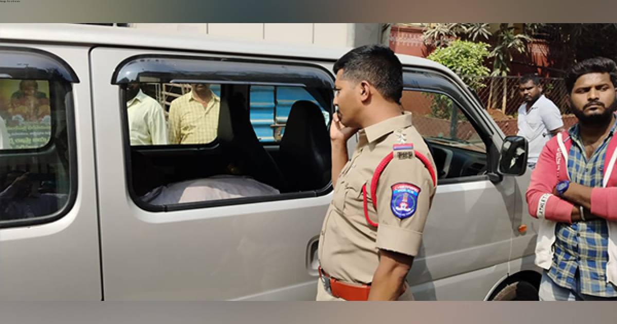 Telangana: Man found dead in van on roadside in Rangareddy